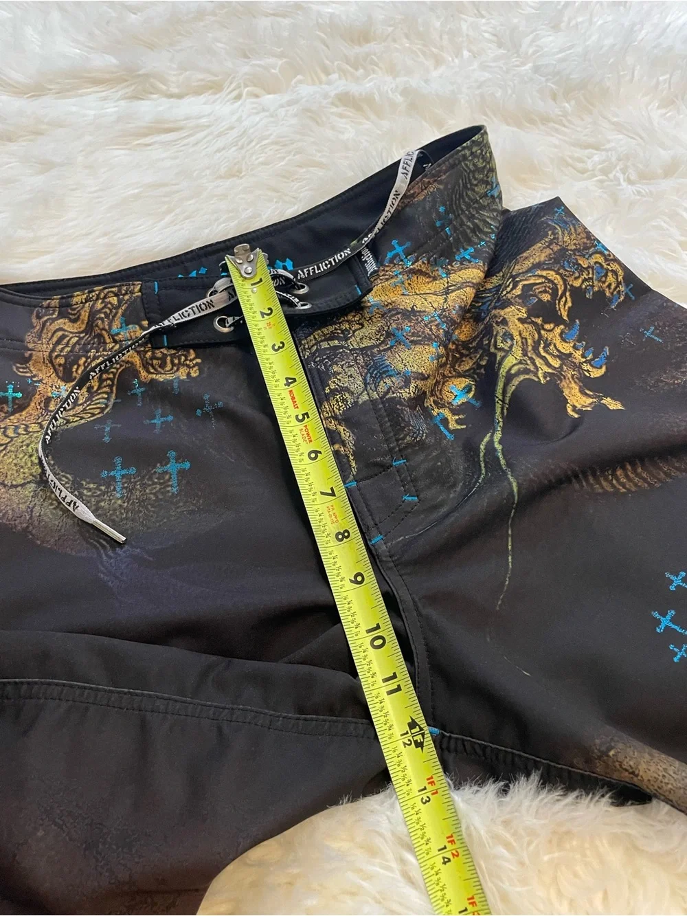 Afflictions Men's Board Surf Swim Activewear Trunks Dragon Cross Y2K Shorts 32